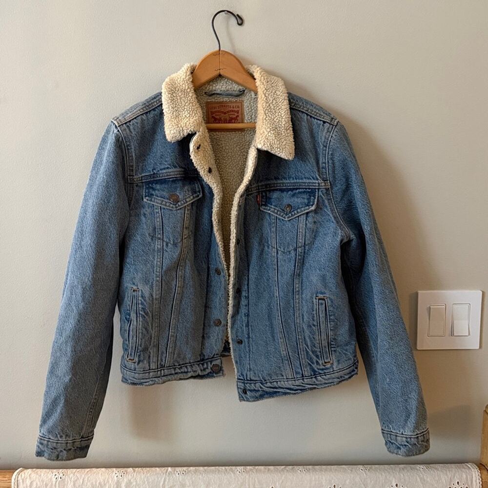 LEVI’S Vintage Classic Denim Jean Sherpa Lined Jacket Size L / Elevated Basics